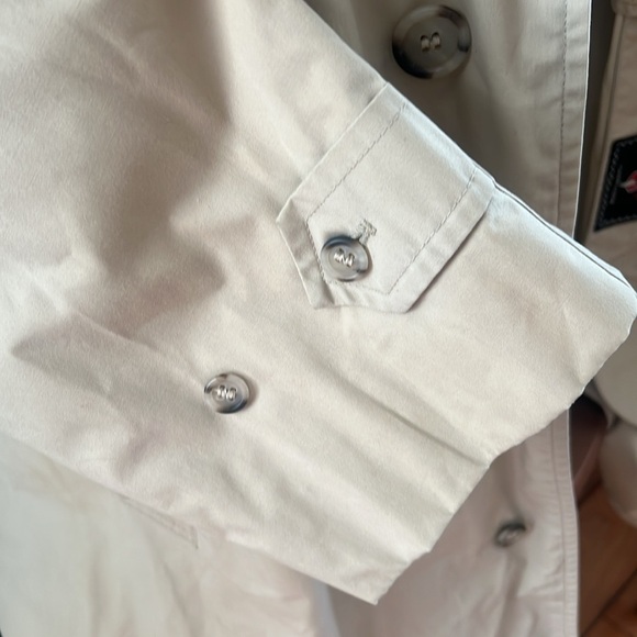 London Fog Trench Coat Shell Size 40 Short Mens Beige - Picture 5 of 6